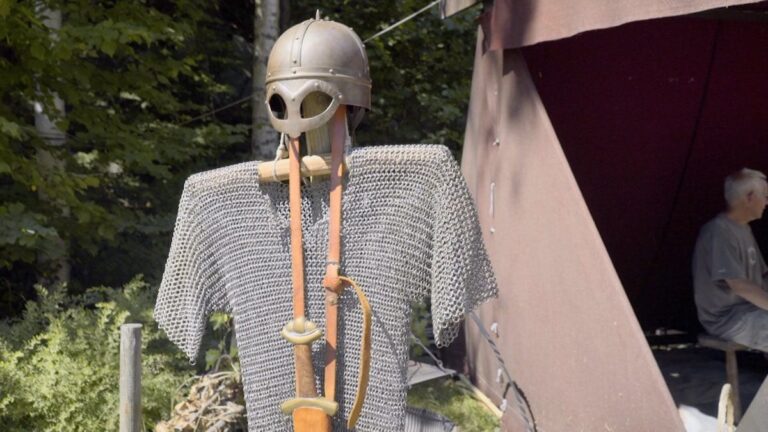 How to disconnect from society by living like a Viking