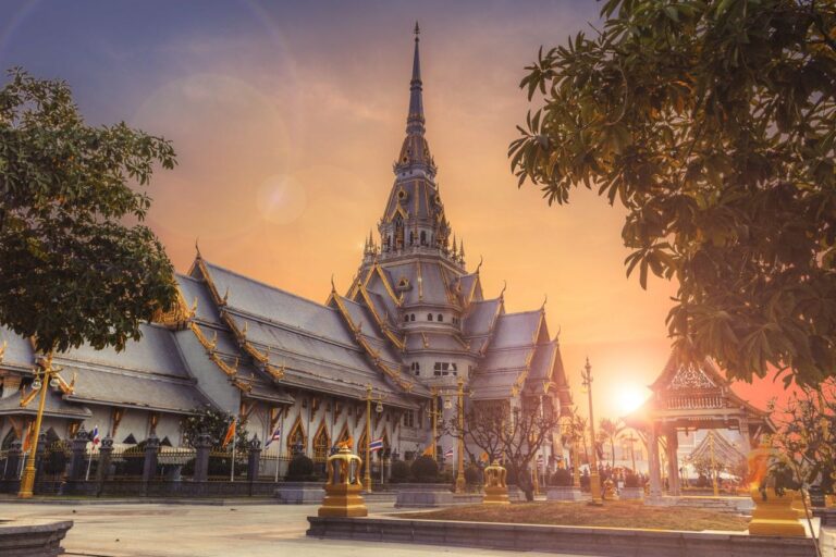 Living in Thailand